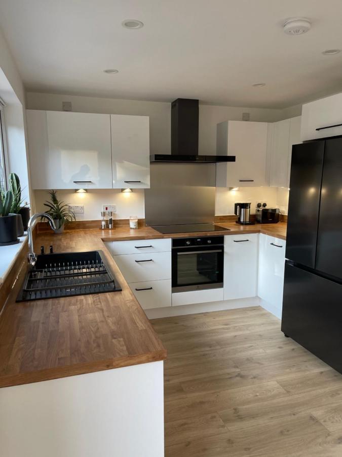4 Bedrooms House With Garden Edinburgh Eksteriør billede